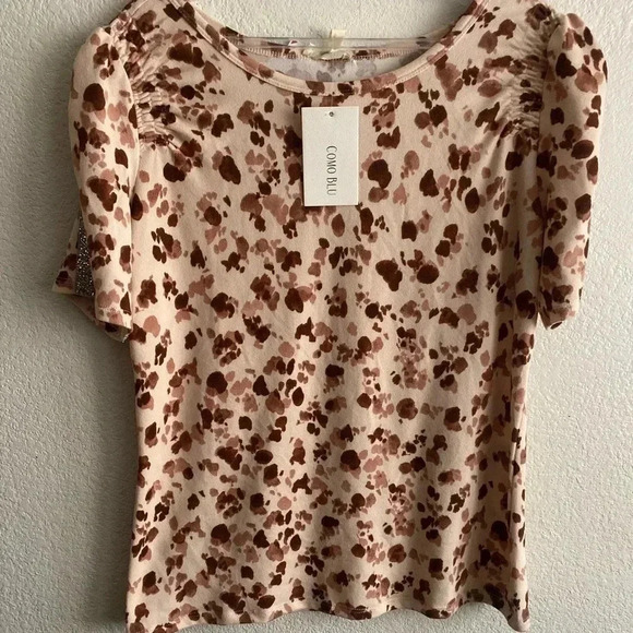 💥🆕 Como Blu Smocked All Over Print Short Sleeve Top M🆕 - Picture 4 of 10